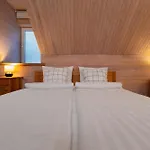 Luxury Waterfront Retreat With Panorama & Sauna At Sinso Talu Ulejoe