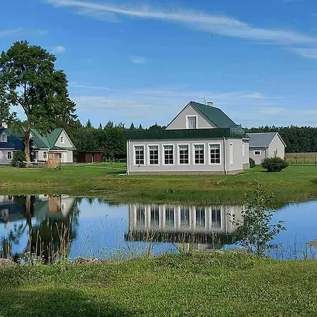 Dom wakacyjny Elegant Conference At Sinso Talu *