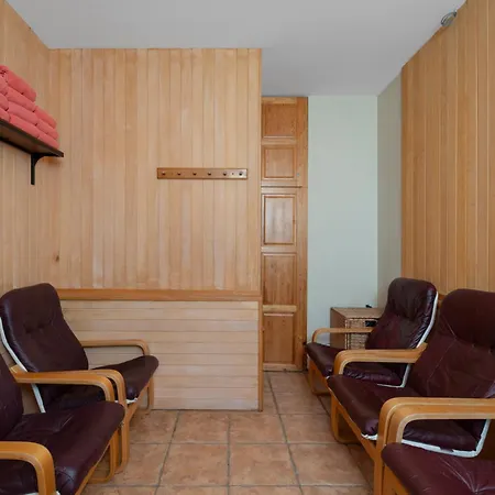 Elegant Conference At Sinso Talu Ulejoe