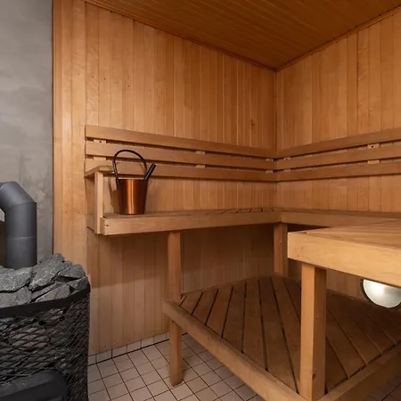Сasa de vacaciones Luxury Waterfront Retreat With Panorama & Sauna At Sinso Talu *